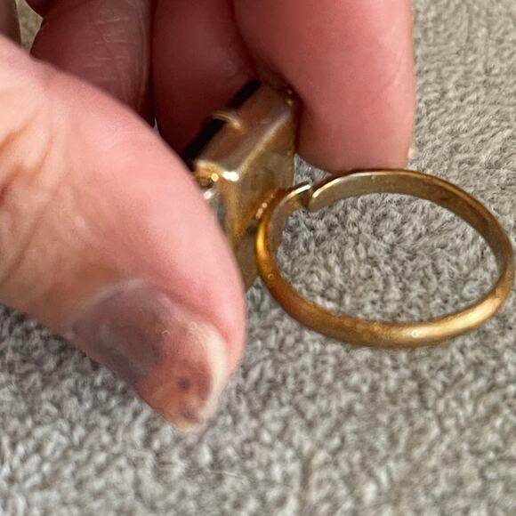 Ring costume jewelry large amethyst - Picture 6 of 9